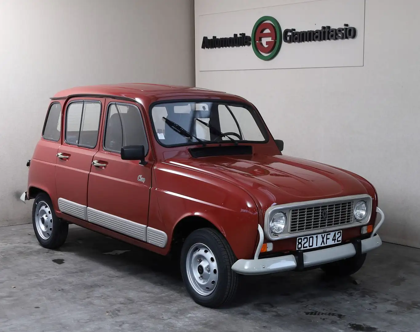 Renault R4 Clan 2.Hand*38100kmOriginal*nicht Restauriert Червоний - 2