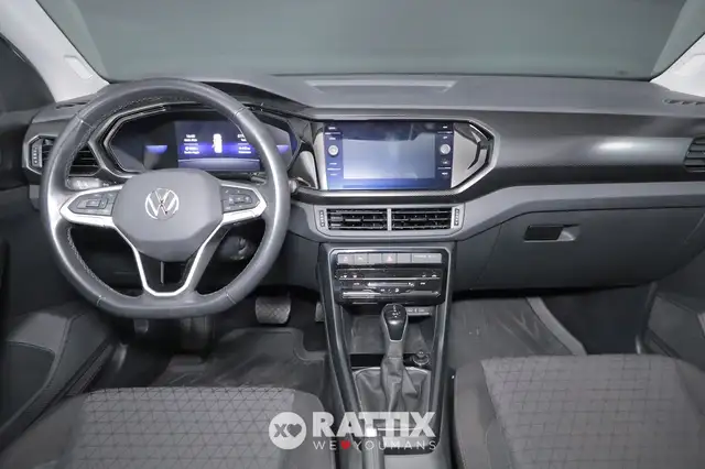 Volkswagen T-Cross view 9