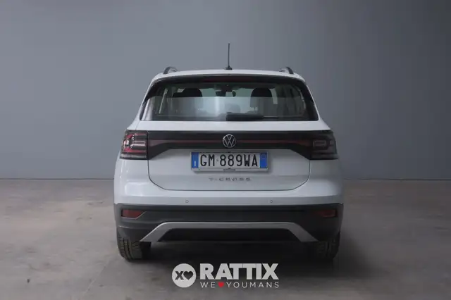 Volkswagen T-Cross view 5