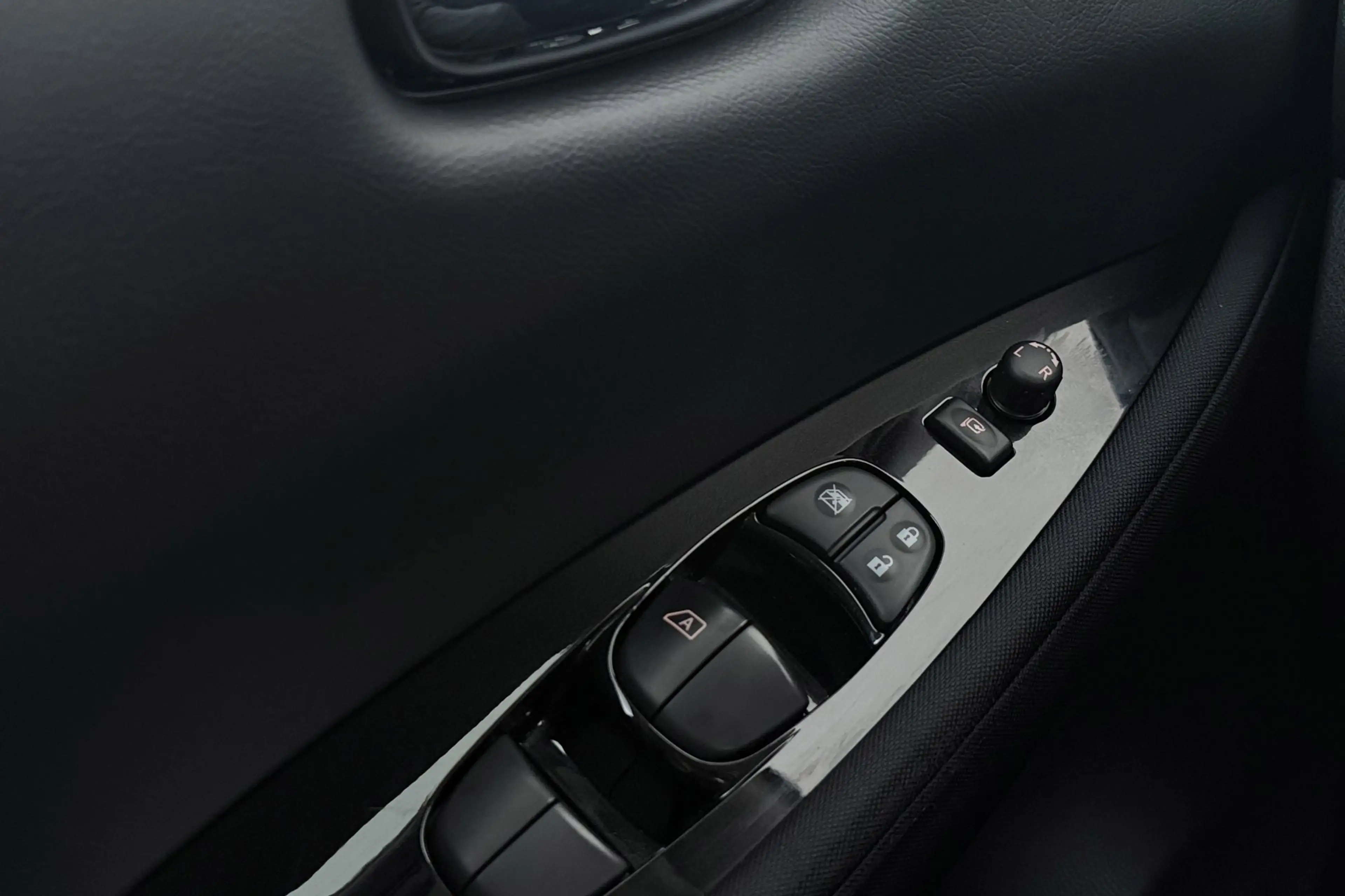 Nissan Leaf N-Connecta 40 kWh | Org NL | SOH 88% | CarPlay | S — photo 38