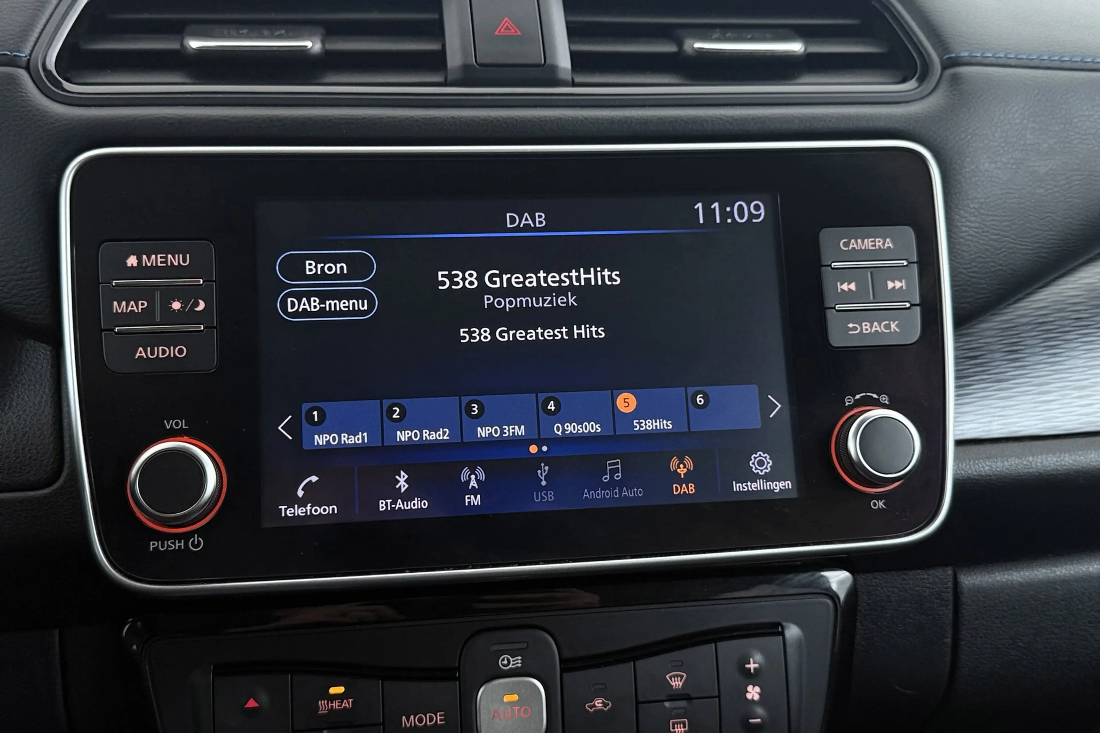 Nissan Leaf N-Connecta 40 kWh | Org NL | SOH 88% | CarPlay | S — photo 28