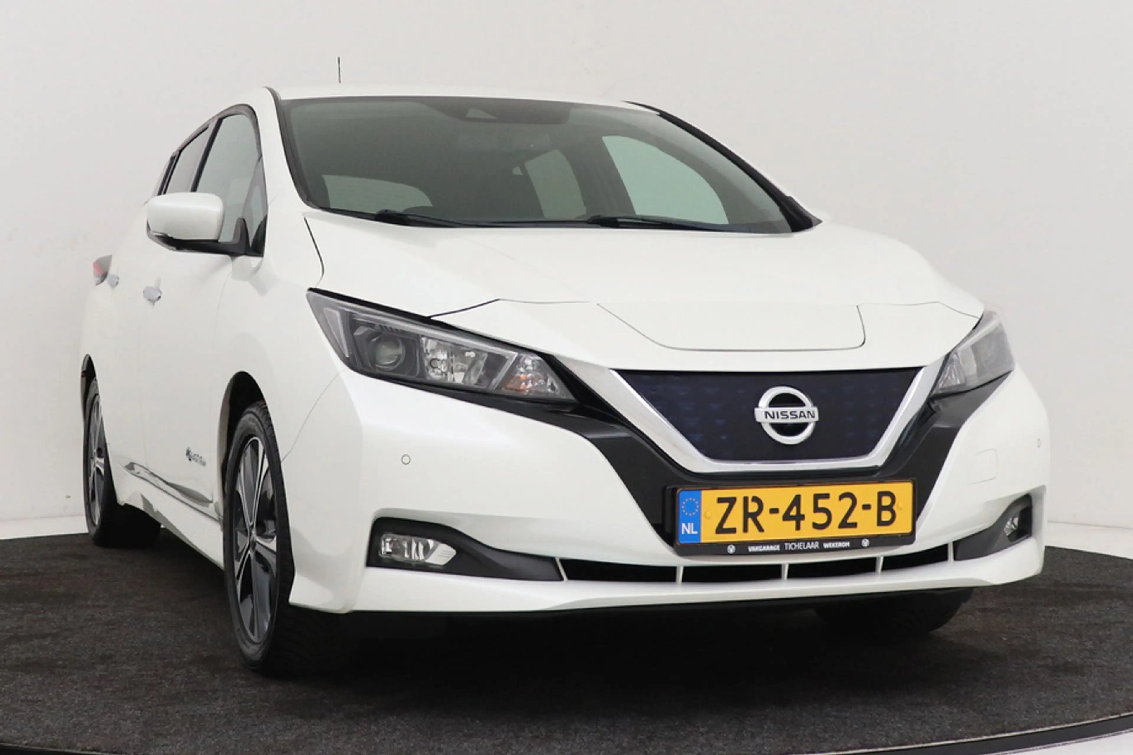 Nissan Leaf N-Connecta 40 kWh | Org NL | SOH 88% | CarPlay | S — photo 13
