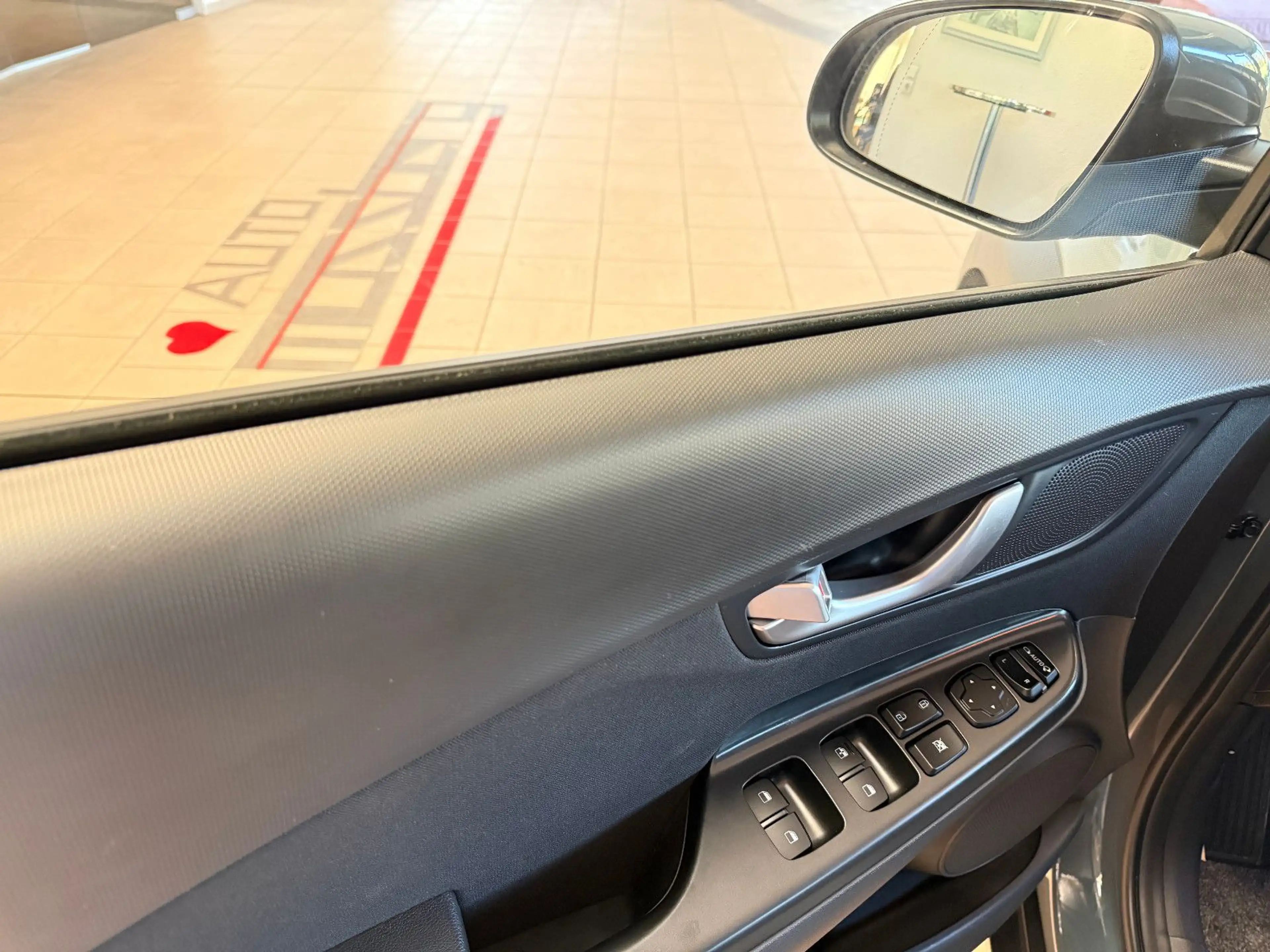 Hyundai KONA Trend Mild-Hybrid 2WD*SITZH.*AHK*KLIMAAUT.* — photo 10