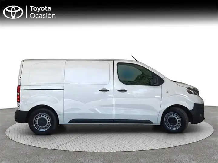 Toyota Proace 2022, foto 15