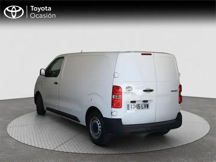 Toyota Proace 2022, foto 2