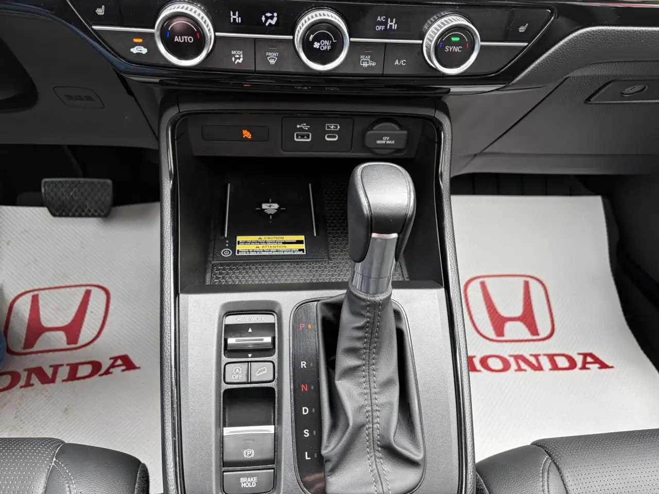 Honda CR-V снимка Honda CR-V