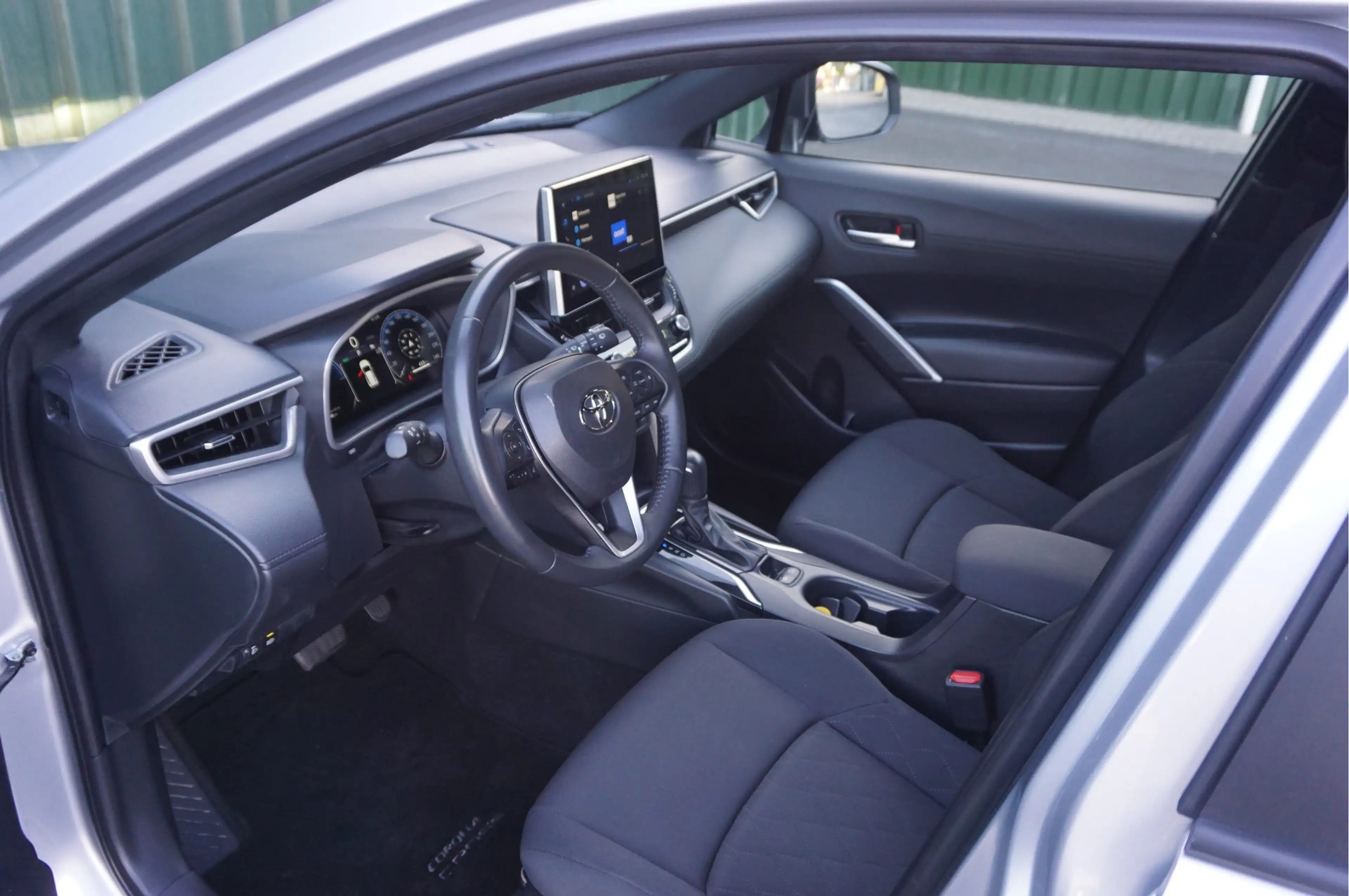 Toyota Corolla Cross Hybrid 140pk Active + Camera/ Carplay/ Cruise/ LED — photo 8