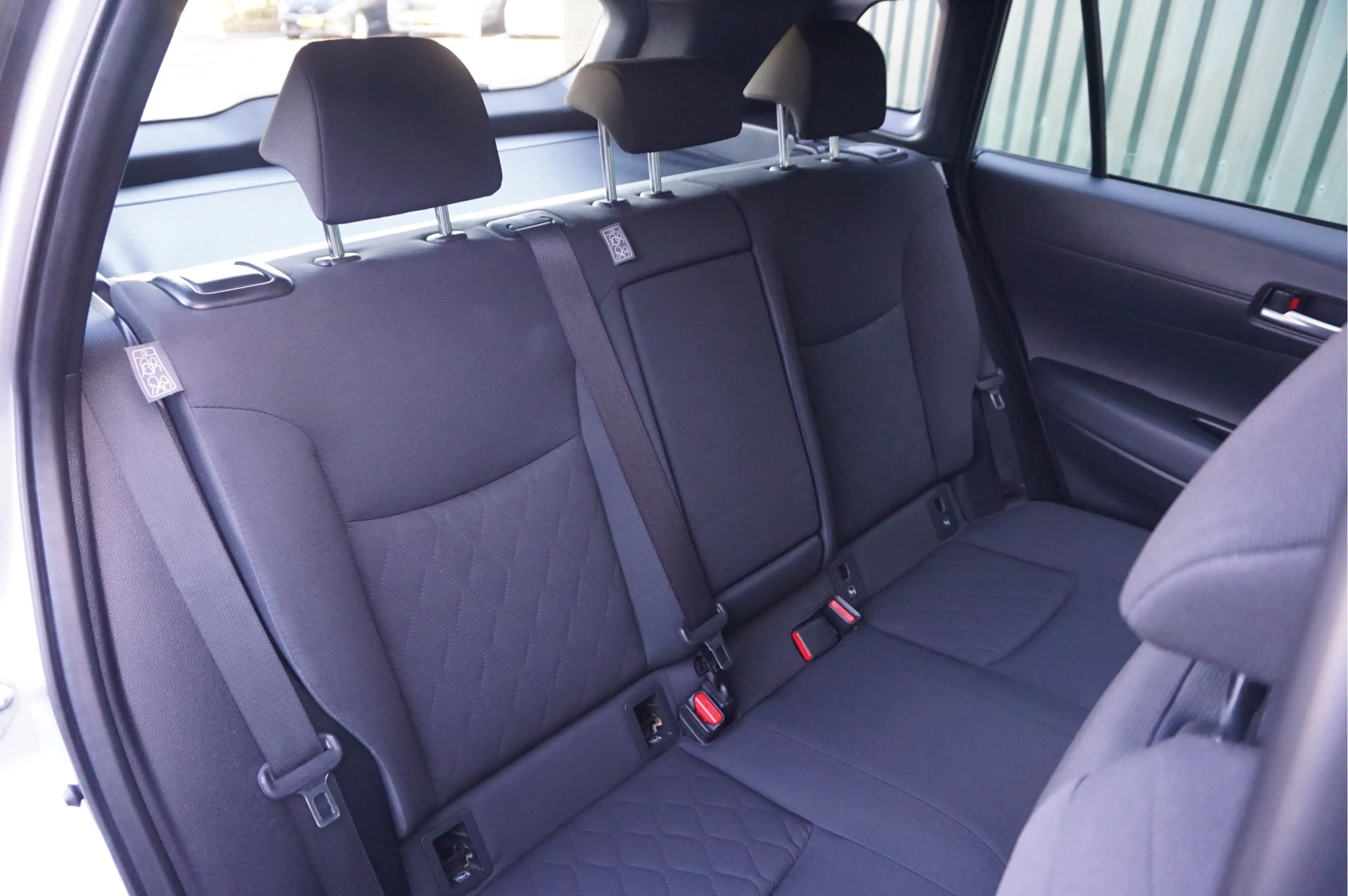 Toyota Corolla Cross Hybrid 140pk Active + Camera/ Carplay/ Cruise/ LED — photo 15