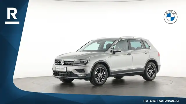 Volkswagen Tiguan view 3