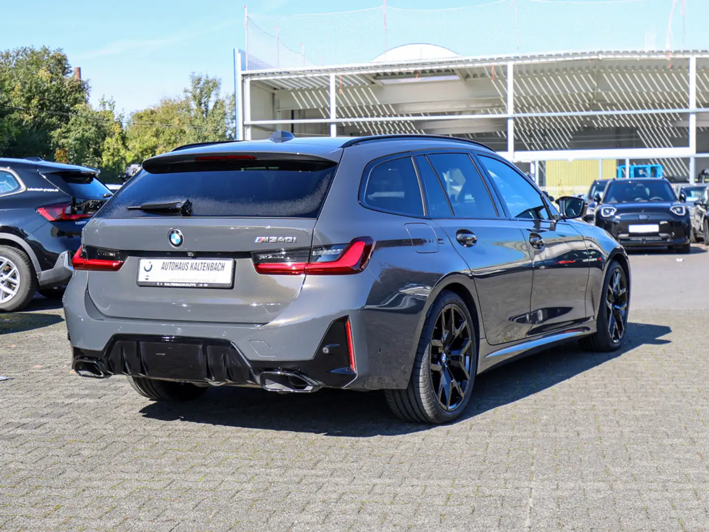 BMW 340 i Touring xDrive PANO AHK LED HUD NAVI H/K Gris - 2