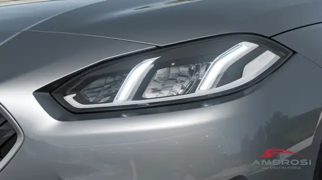 BMW 2 Series view 6