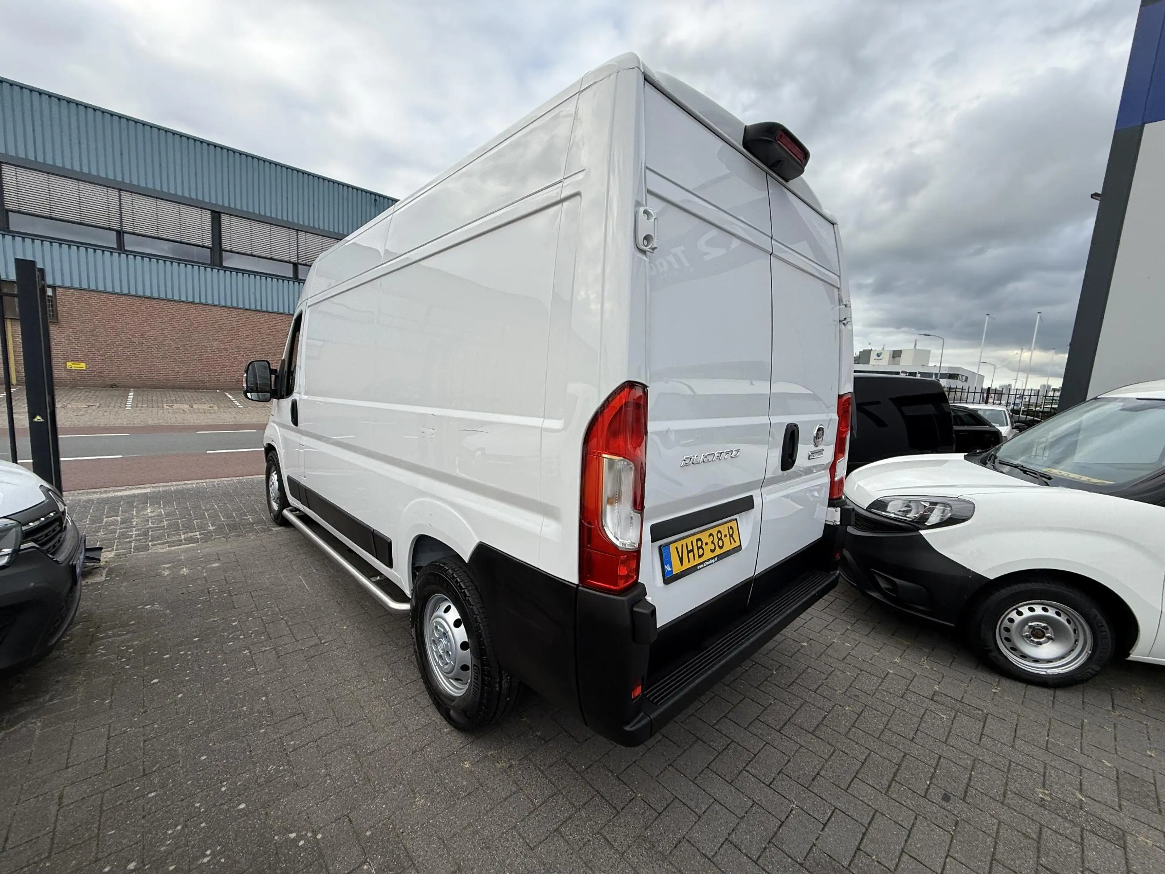 Fiat Ducato 33 2.3 MultiJet L2H2 AUTOMAAT EURO-6 CAMERA NAVI — photo 15