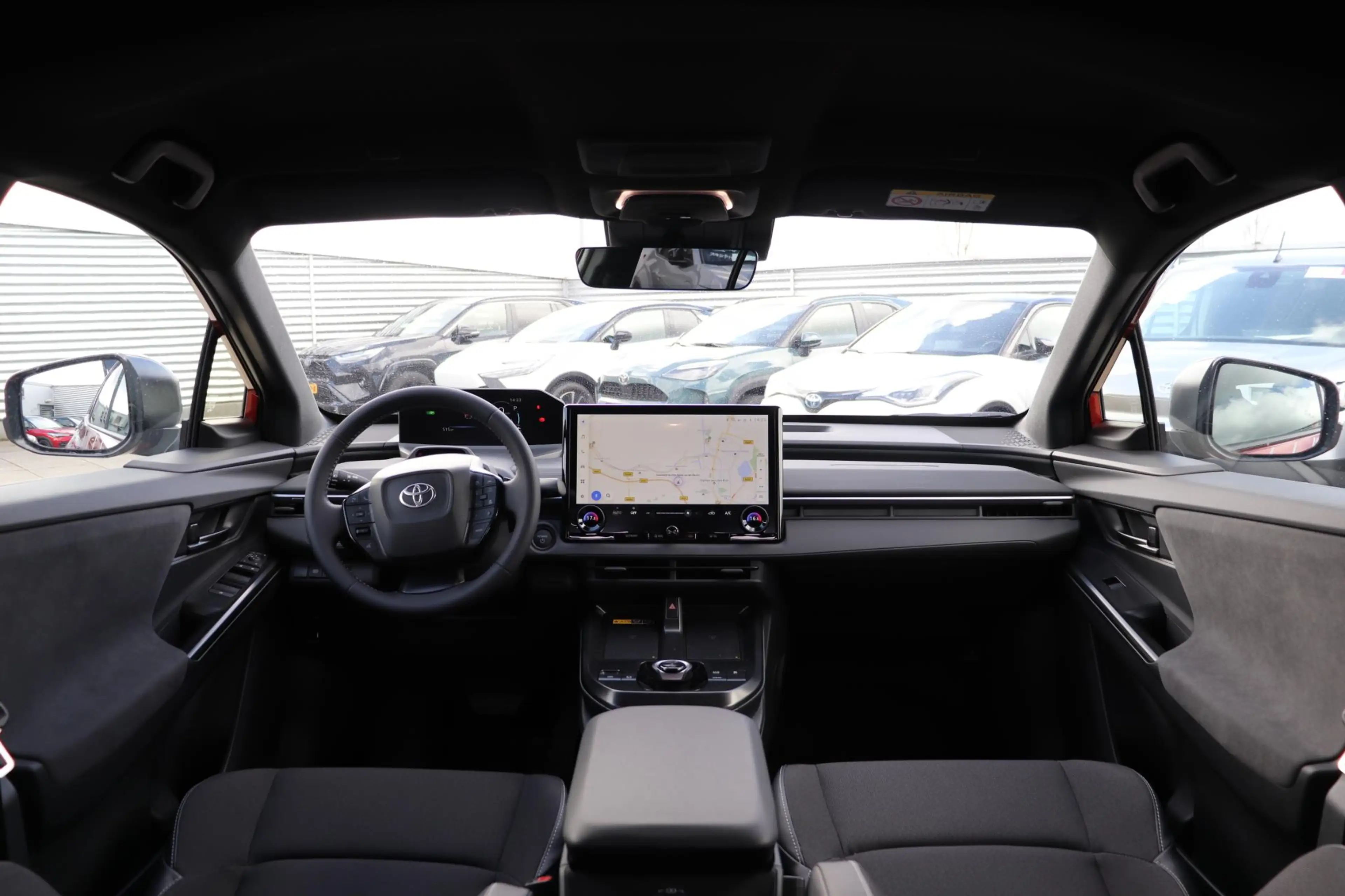 Toyota C-HR+ First Edition 77 kWh Demovoordeel!, 607 (WLTP), El — photo 3