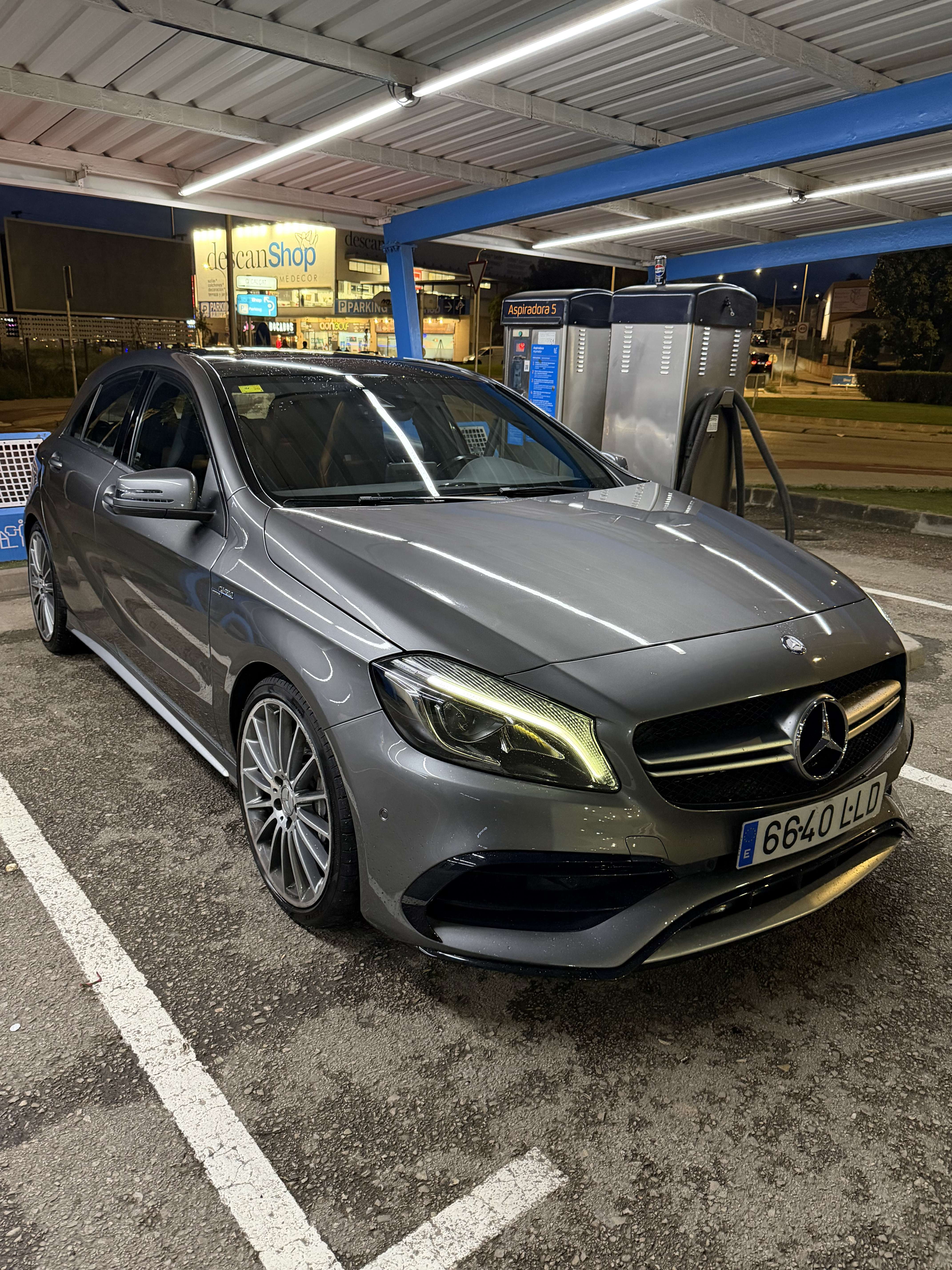 Mercedes-Benz A 45 AMG 4Matic 7G-DCT - foto 1