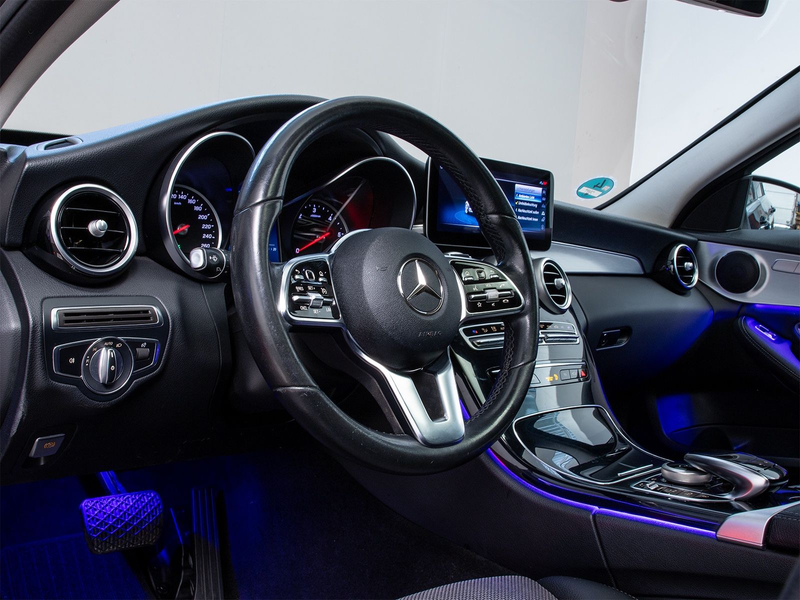 Mercedes-Benz C 220 d AUT. Leder CAM Navi SD el.Sitz LED — photo 12