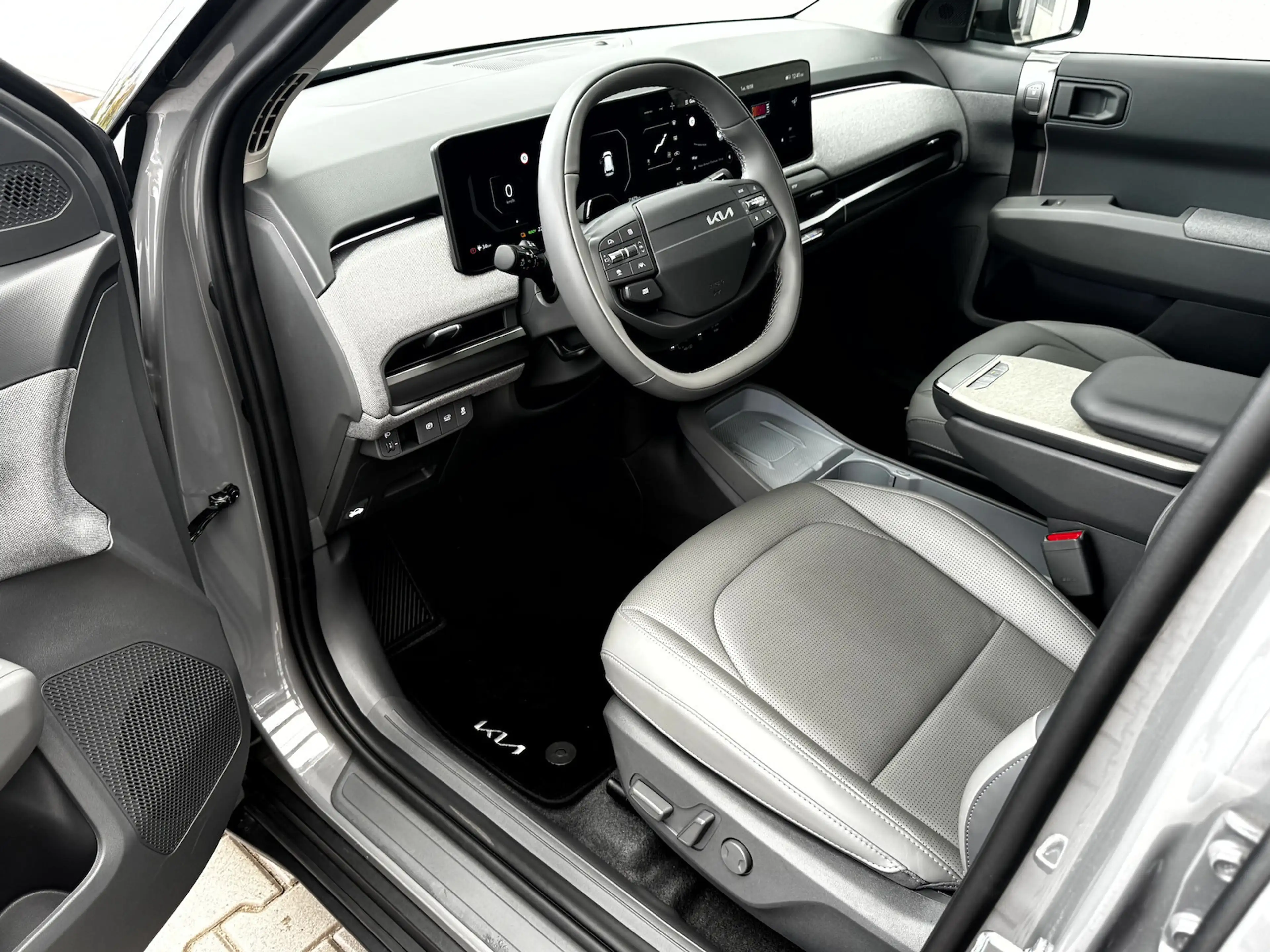 Kia EV3 81.4 EARTH | WIC | BUS | UPG | DWP — photo 8
