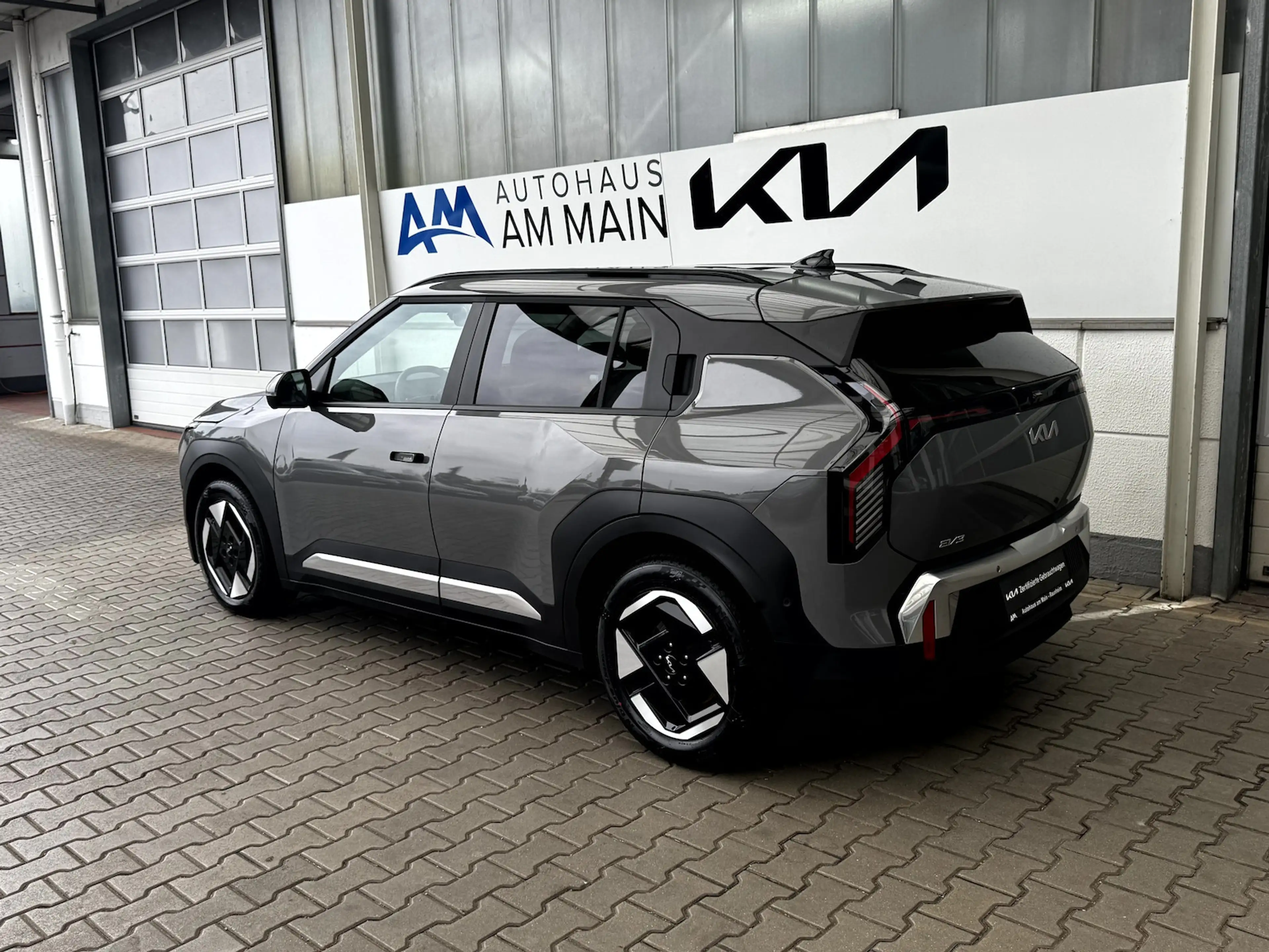 Kia EV3 81.4 EARTH | WIC | BUS | UPG | DWP — photo 4