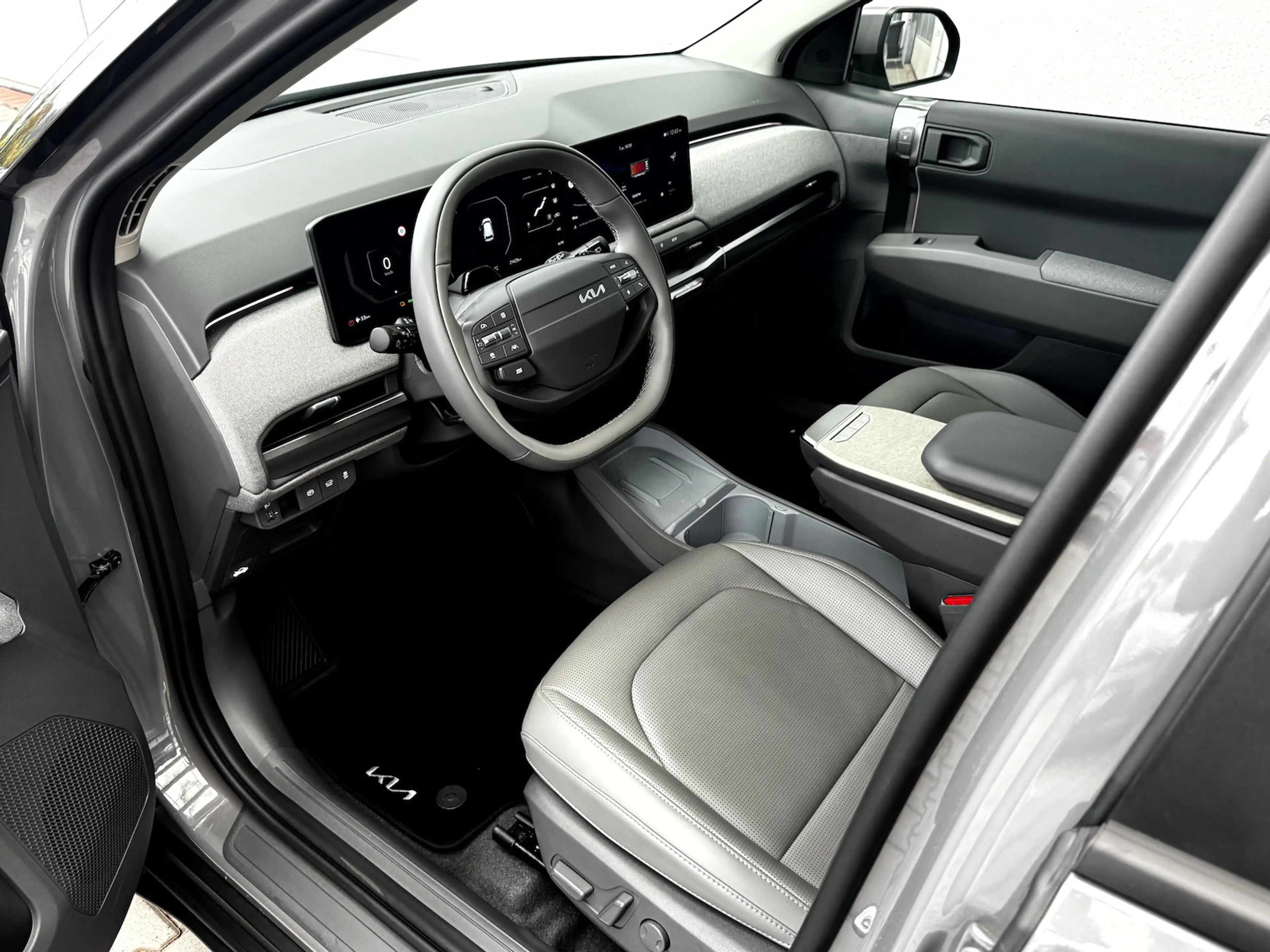 Kia EV3 81.4 EARTH | WIC | BUS | UPG | DWP — photo 10