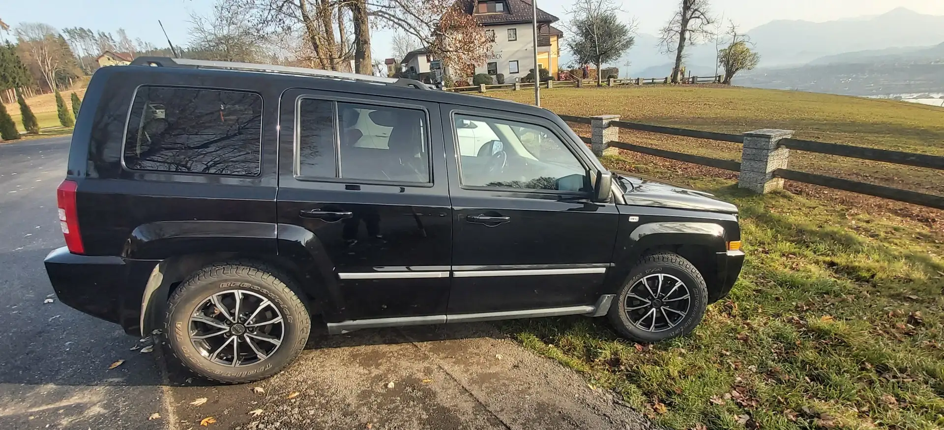 Jeep Patriot 2,0 CRD Pumpe Düse Schwarz - 2