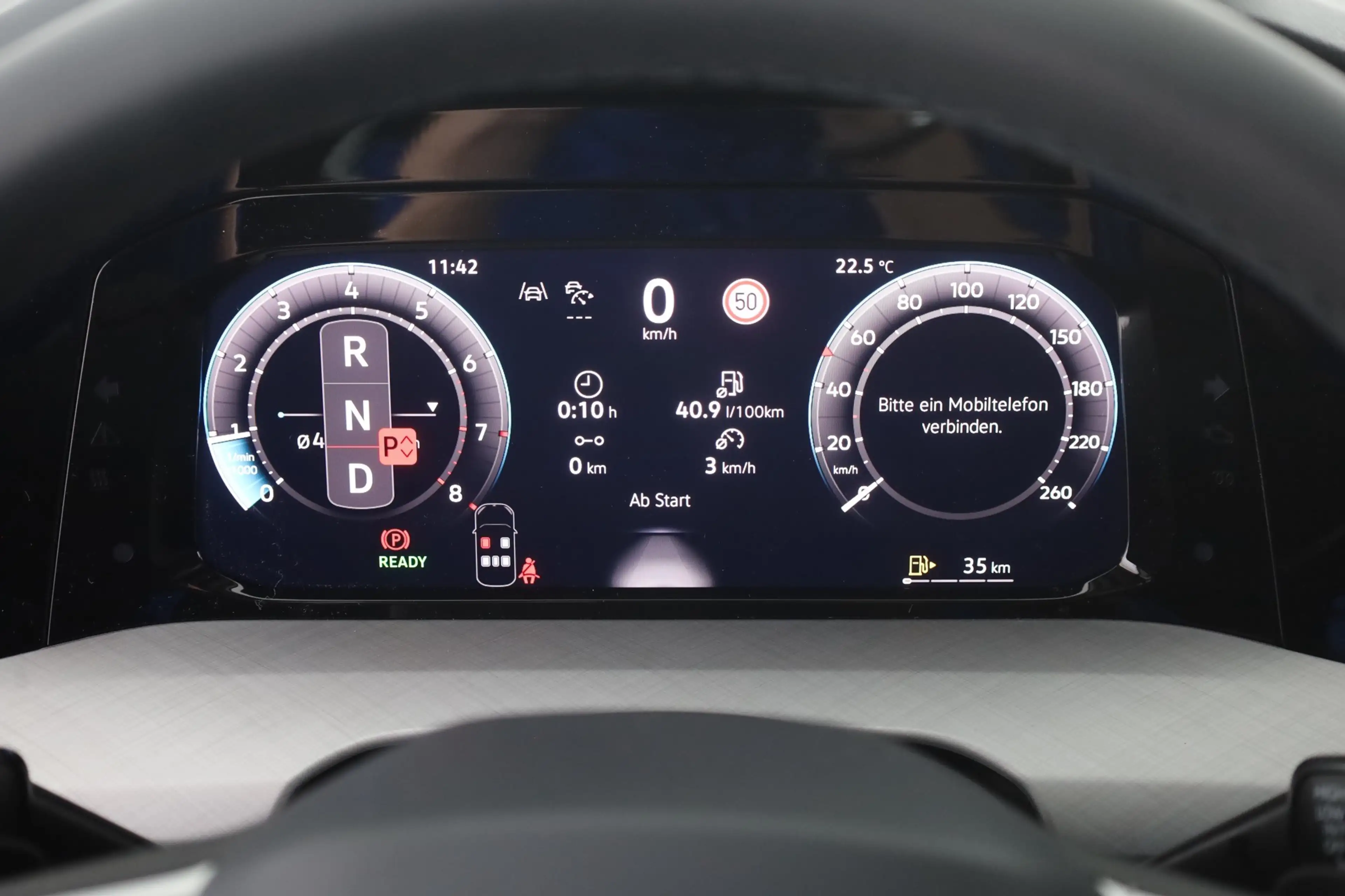 Volkswagen Golf VIII 1.5 eTSI DSG LED ACC Kamera — photo 17