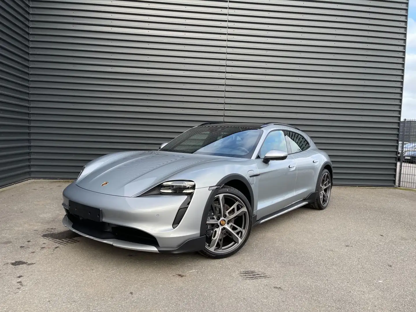 Porsche Taycan Taycan 4 Cross Turismo Silber - 1