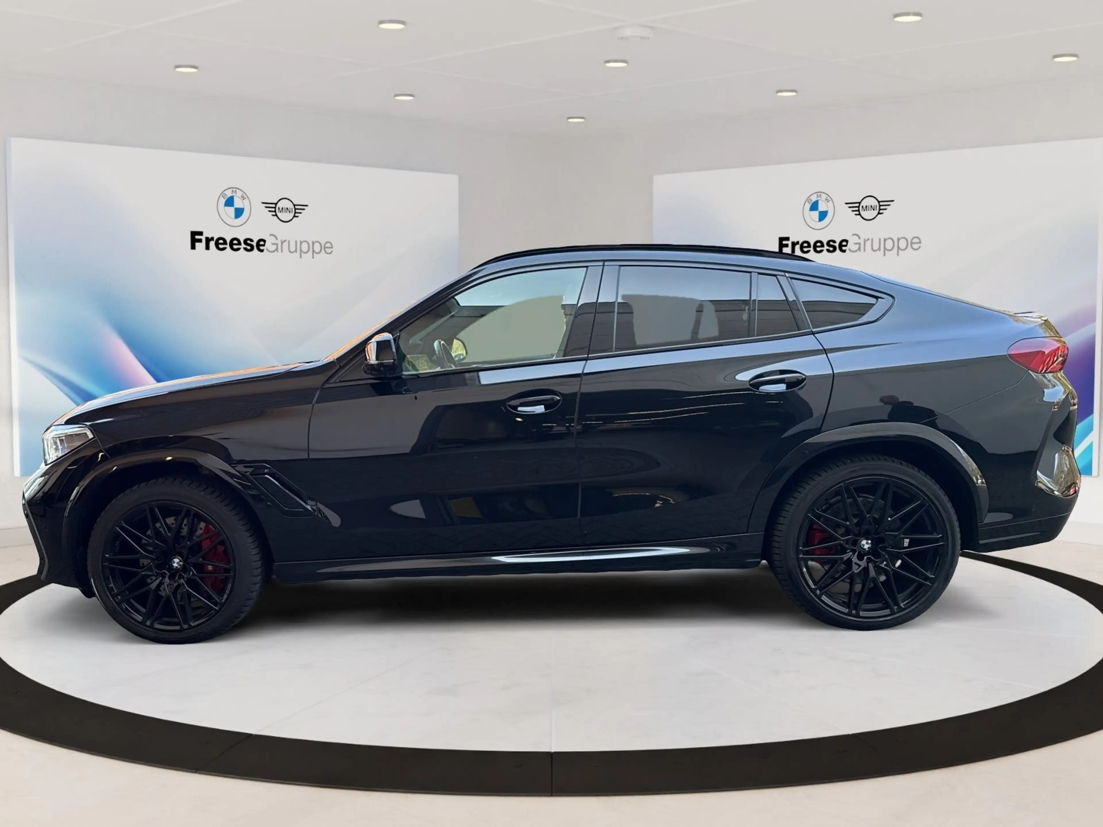 BMW X6 M Competition AHK HEAD-UP PANO HIFI LORDOSE — photo 3