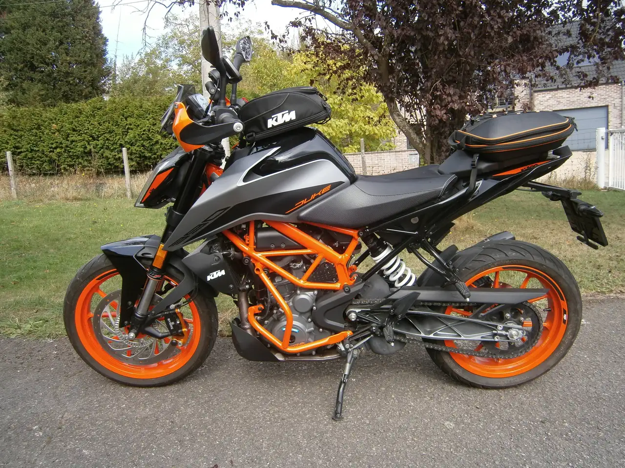 KTM 390 Duke