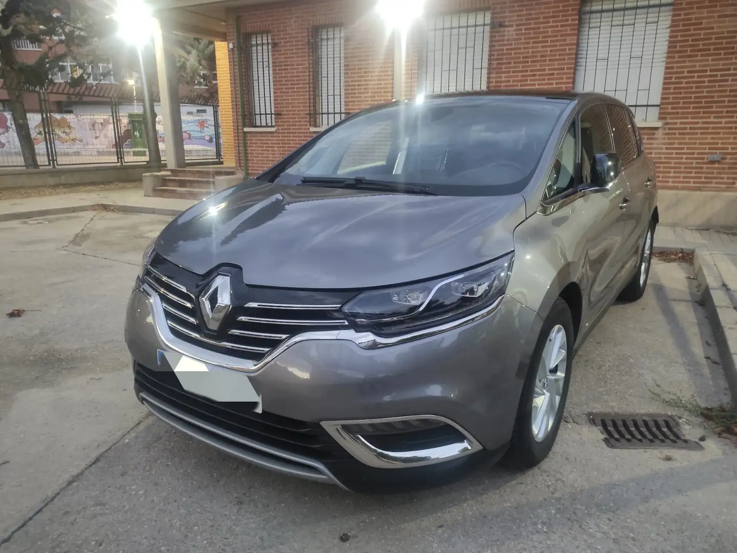 Renault Espace 1.6dCi TT Energy Zen EDC 118kW Gris - 1