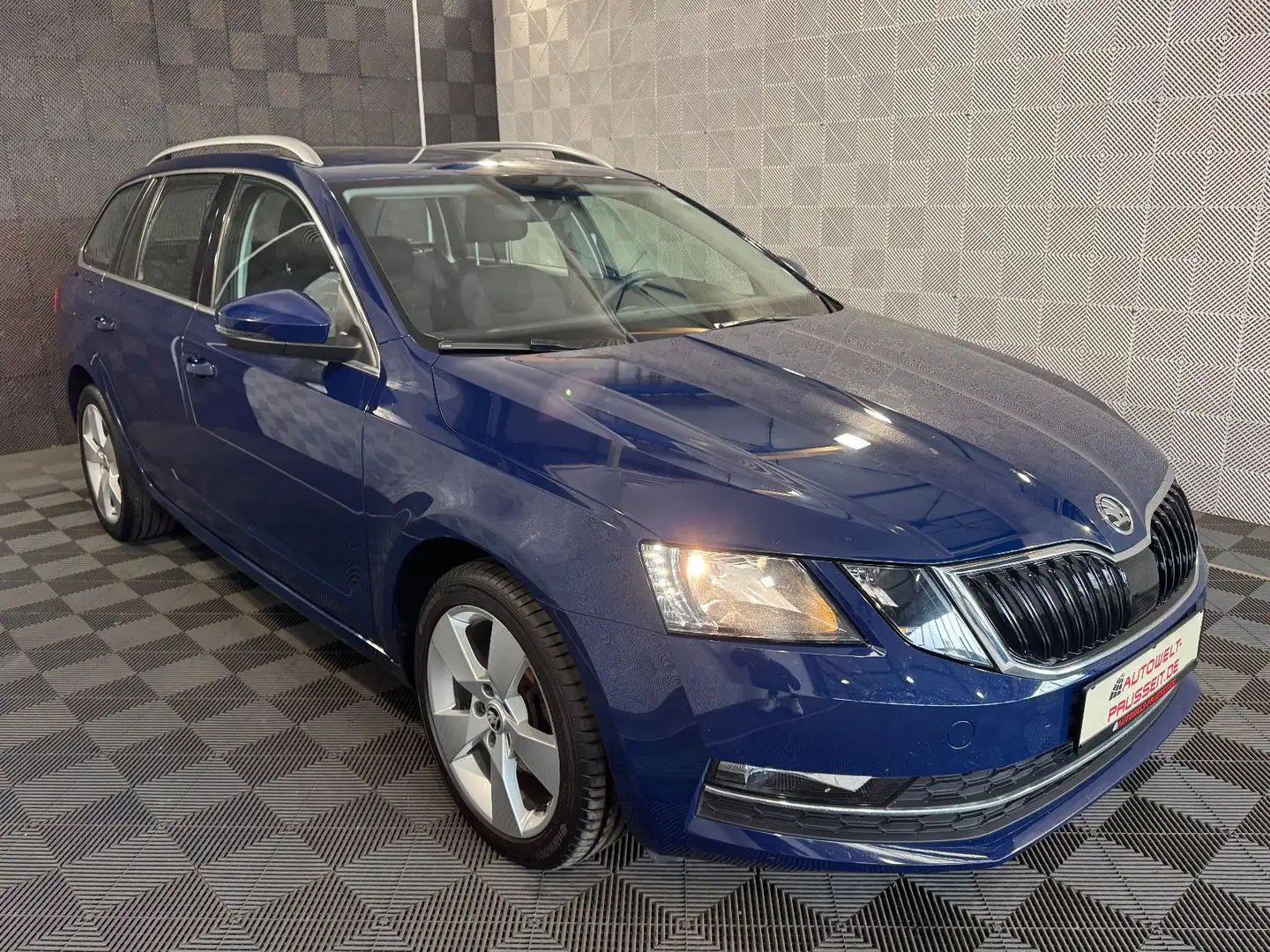 Skoda Octavia Combi Style*GREEN TEC*TEMPO-SHZ-APPLE-17 Blau - 1
