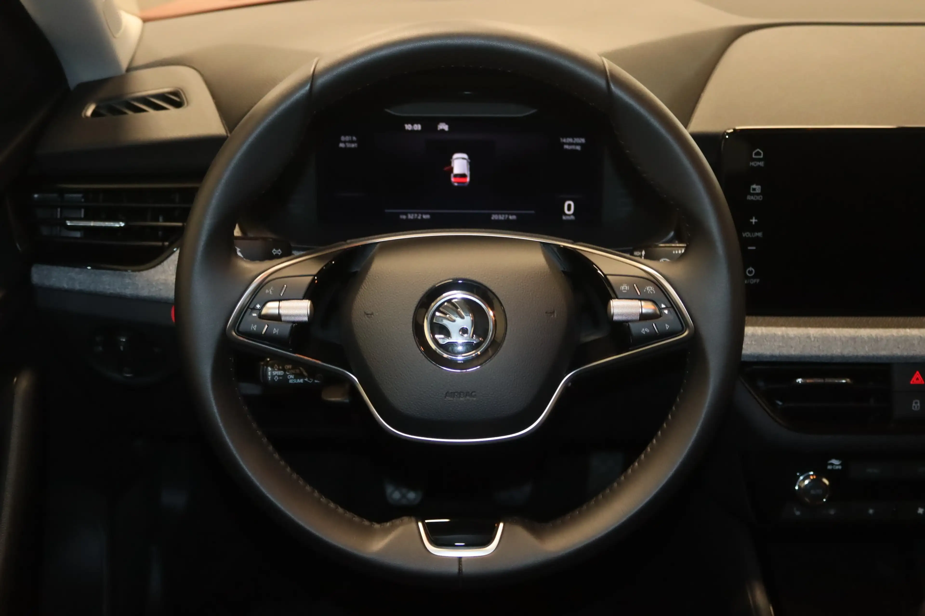 Skoda Scala TSI Selection Virt.-NAV-KAM-AHK-LED-SHZ- — photo 12