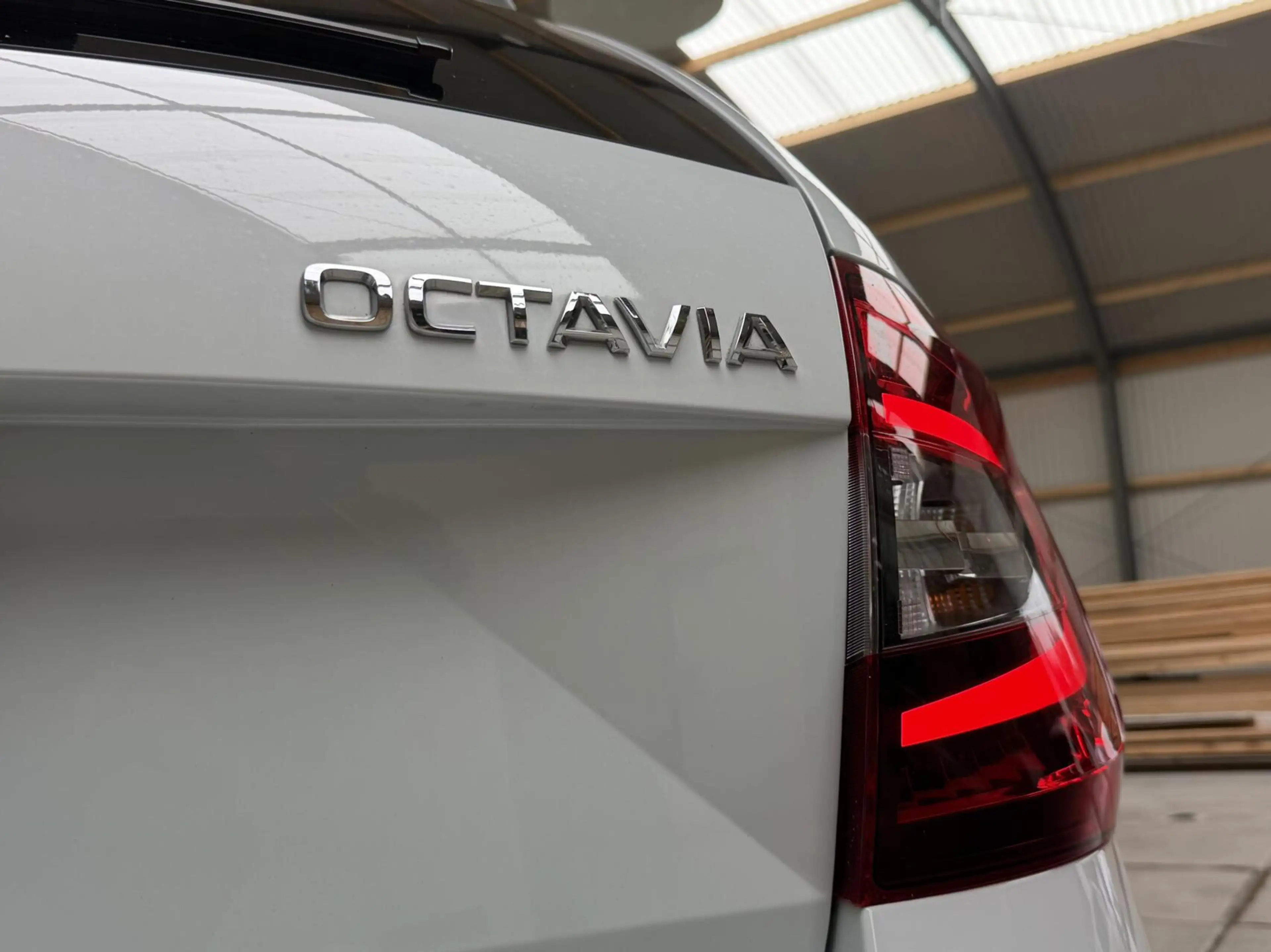 Skoda Octavia Combi 1.0 TSI Greentech Style Business Automaat | — photo 38