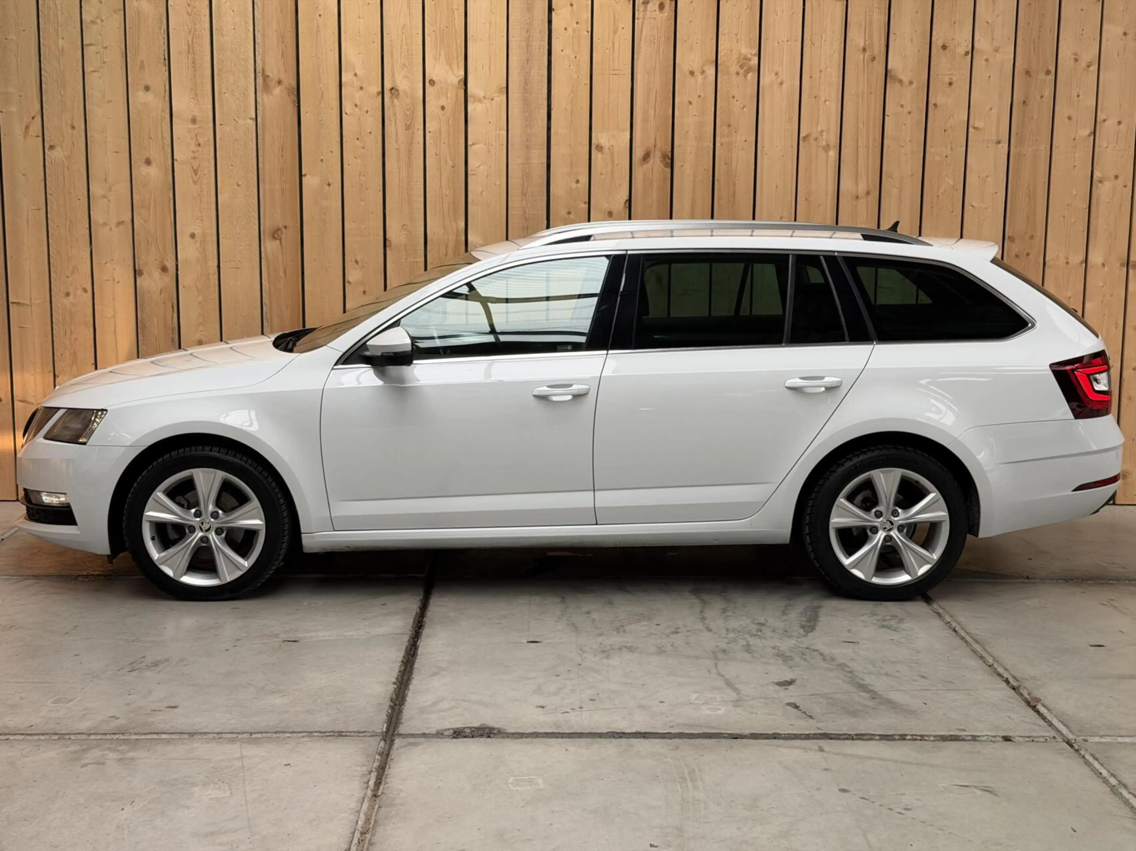 Skoda Octavia Combi 1.0 TSI Greentech Style Business Automaat | — photo 33
