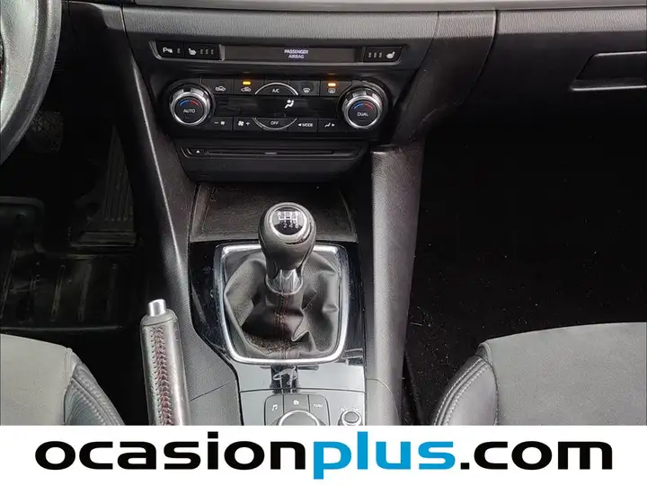 Mazda Mazda 3 3 SportSedan 2.0 Luxury 2016, foto 5