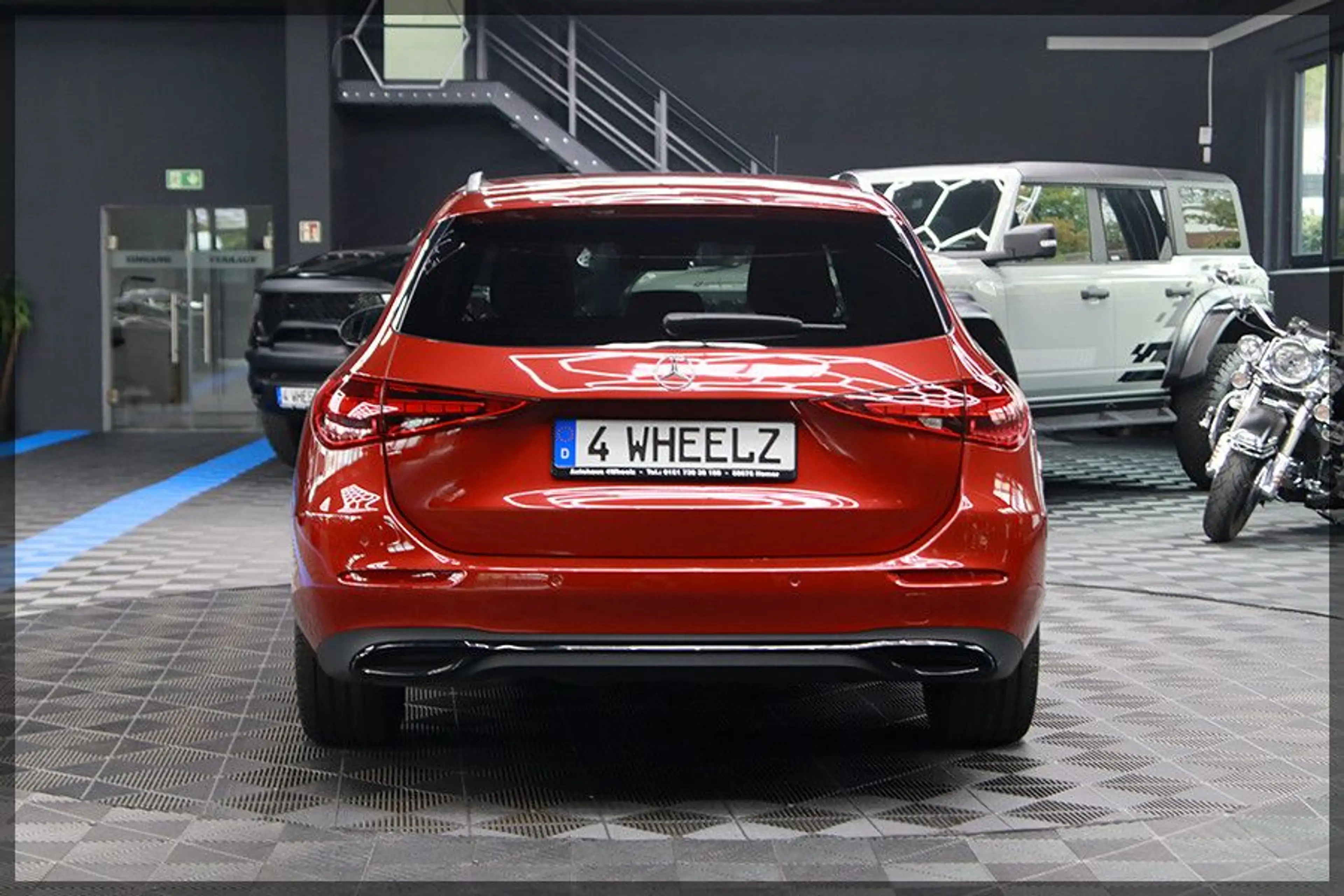 Mercedes-Benz C 220 d T AMG LINE PANO / CAM / PDC / NAVI — photo 4