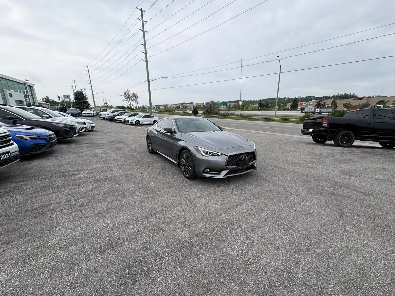 Infiniti Q60 fotografie Infiniti Q60