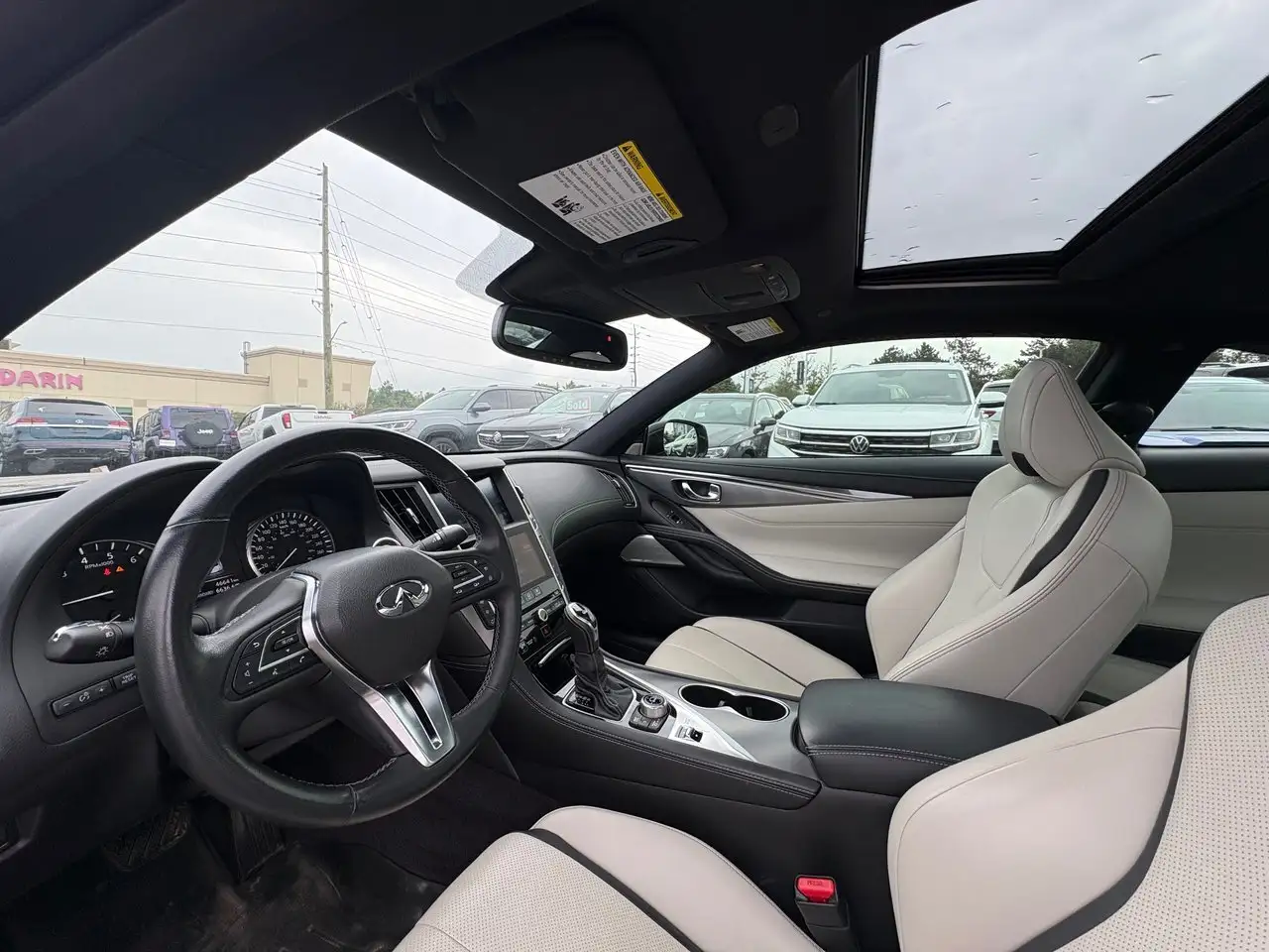 Infiniti Q60 fotografie Infiniti Q60