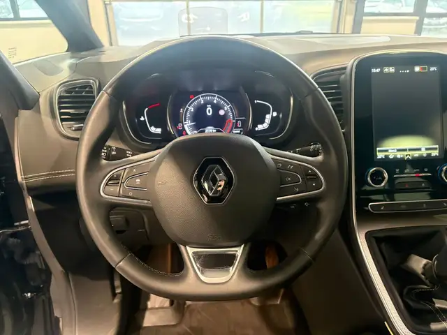Renault Scenic view 10