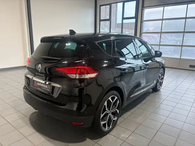 Renault Scenic view 5