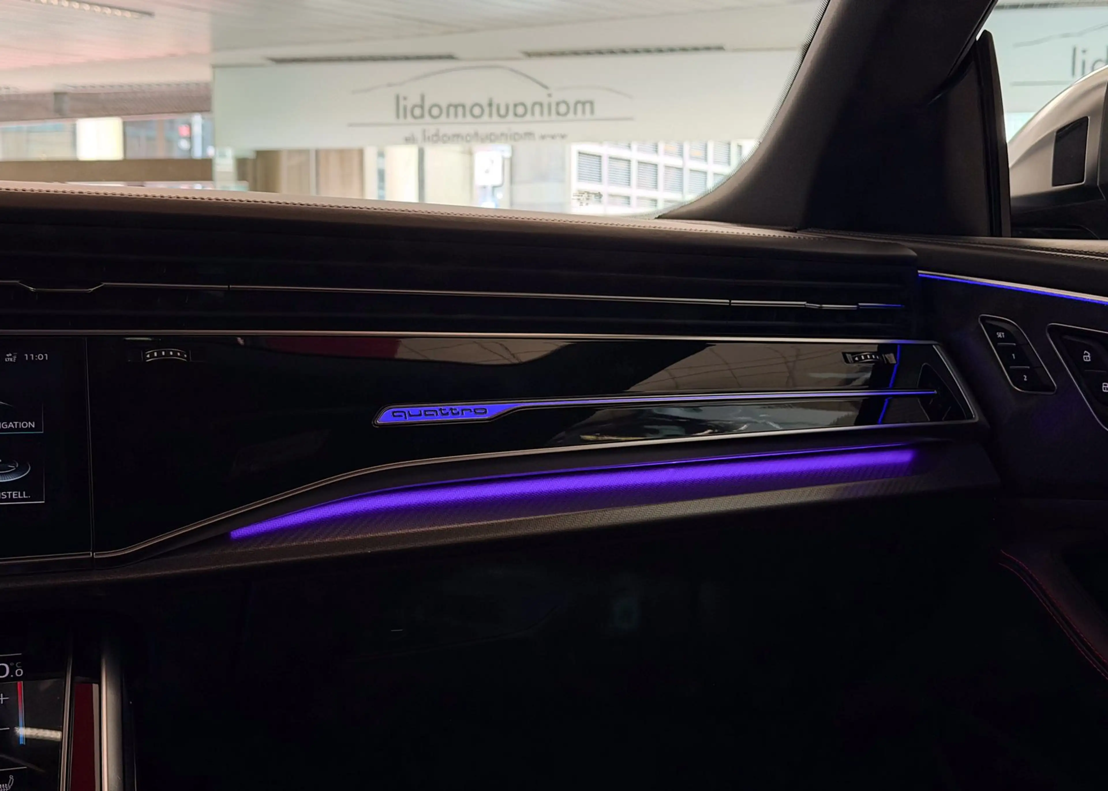 Audi RS Q8 MWST AHK ACC HUD B&O PANO AUDI-GARANTIE — photo 30