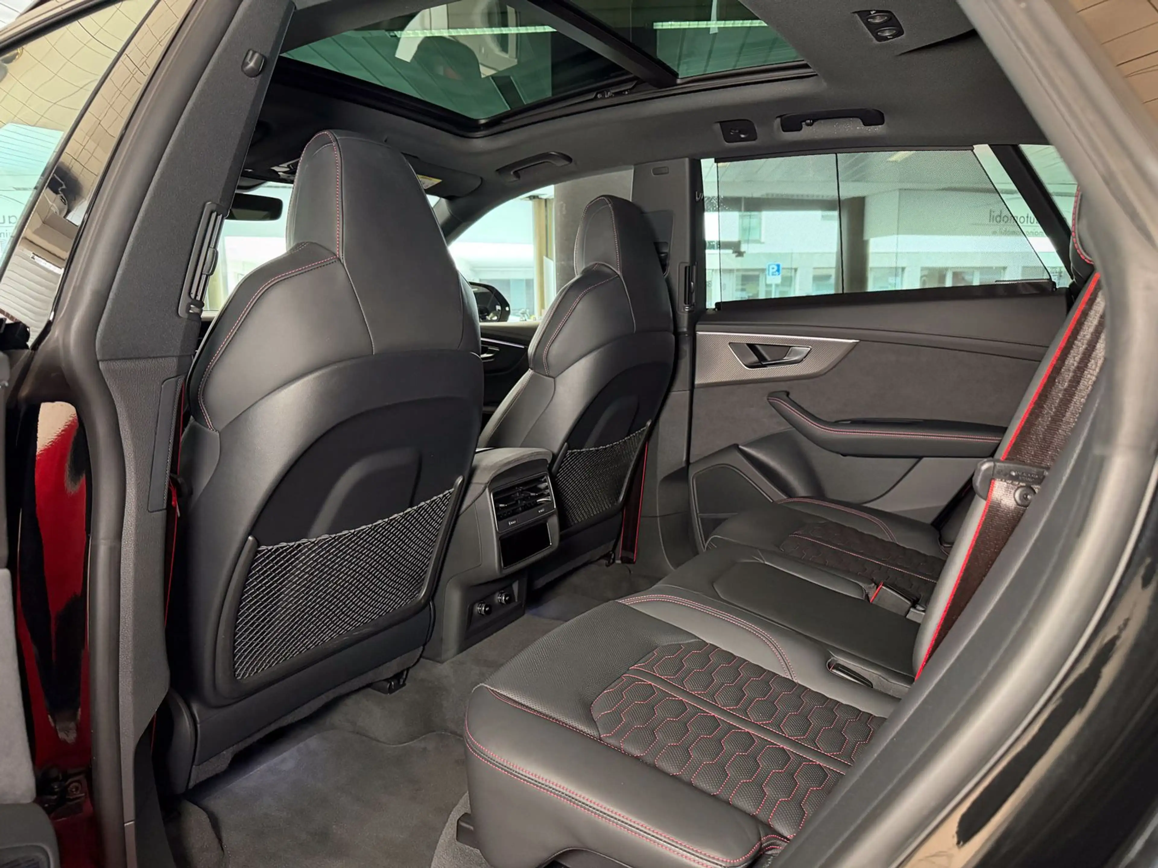 Audi RS Q8 MWST AHK ACC HUD B&O PANO AUDI-GARANTIE — photo 36