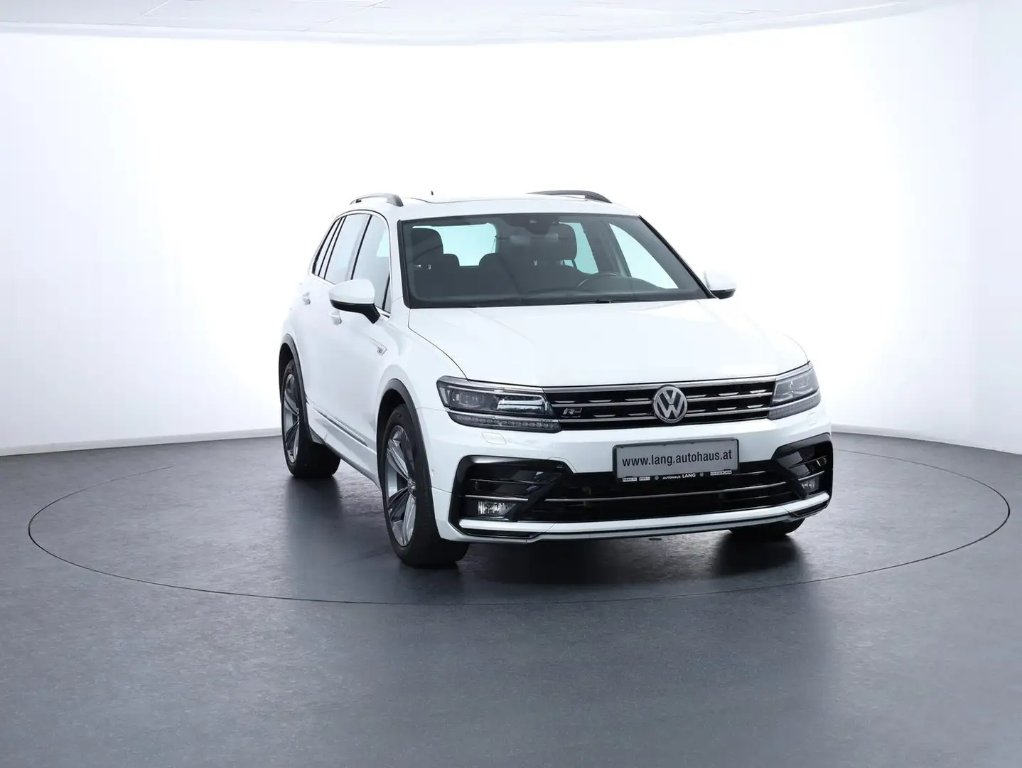 Volkswagen Tiguan Sky TDI SCR 4MOTION DSG Weiß - 2