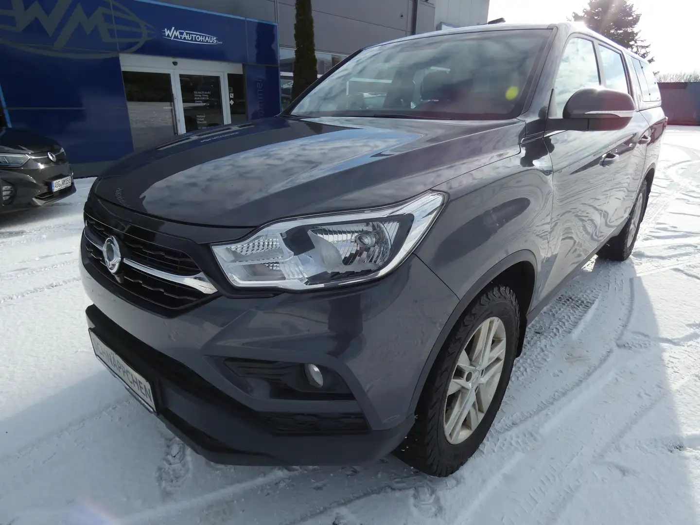 SsangYong Musso 2,2 Diesel 4WD Hardtop, Klima, Kamera, AHK, Alu18" Grau - 1
