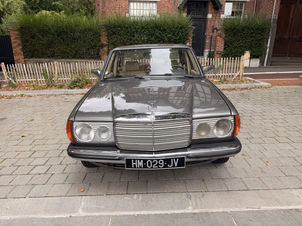 Mercedes-Benz 230, foto 6