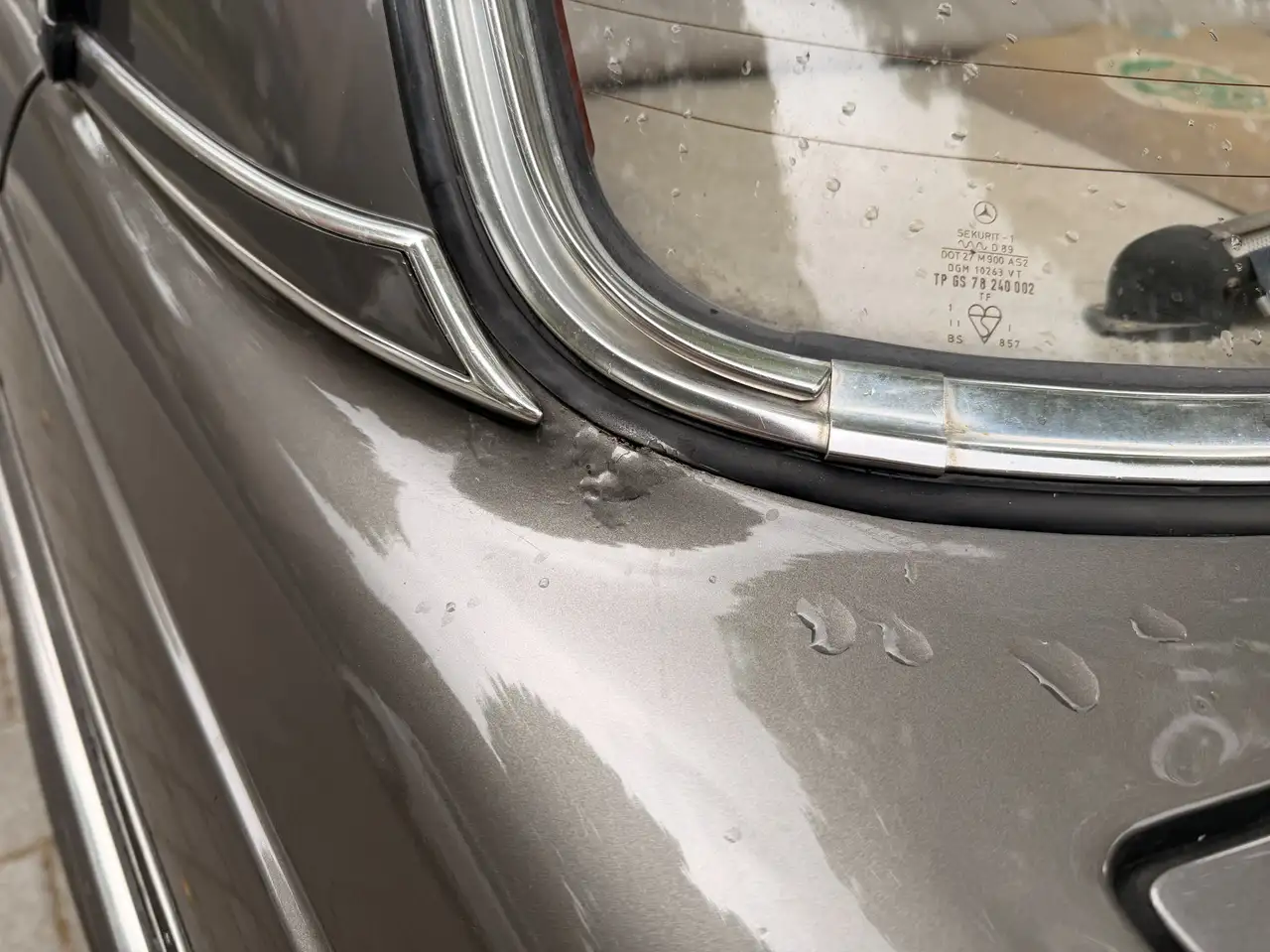Mercedes-Benz 230, foto 7