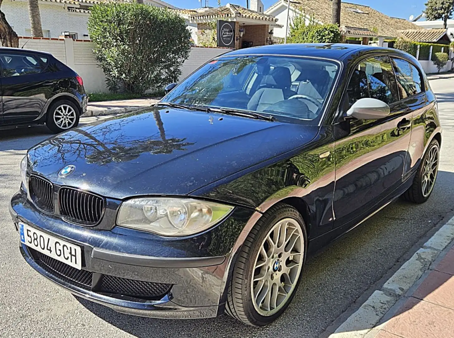 BMW BMW Serie 1 Berlina  Manual de 5 Puertas Negro - 1