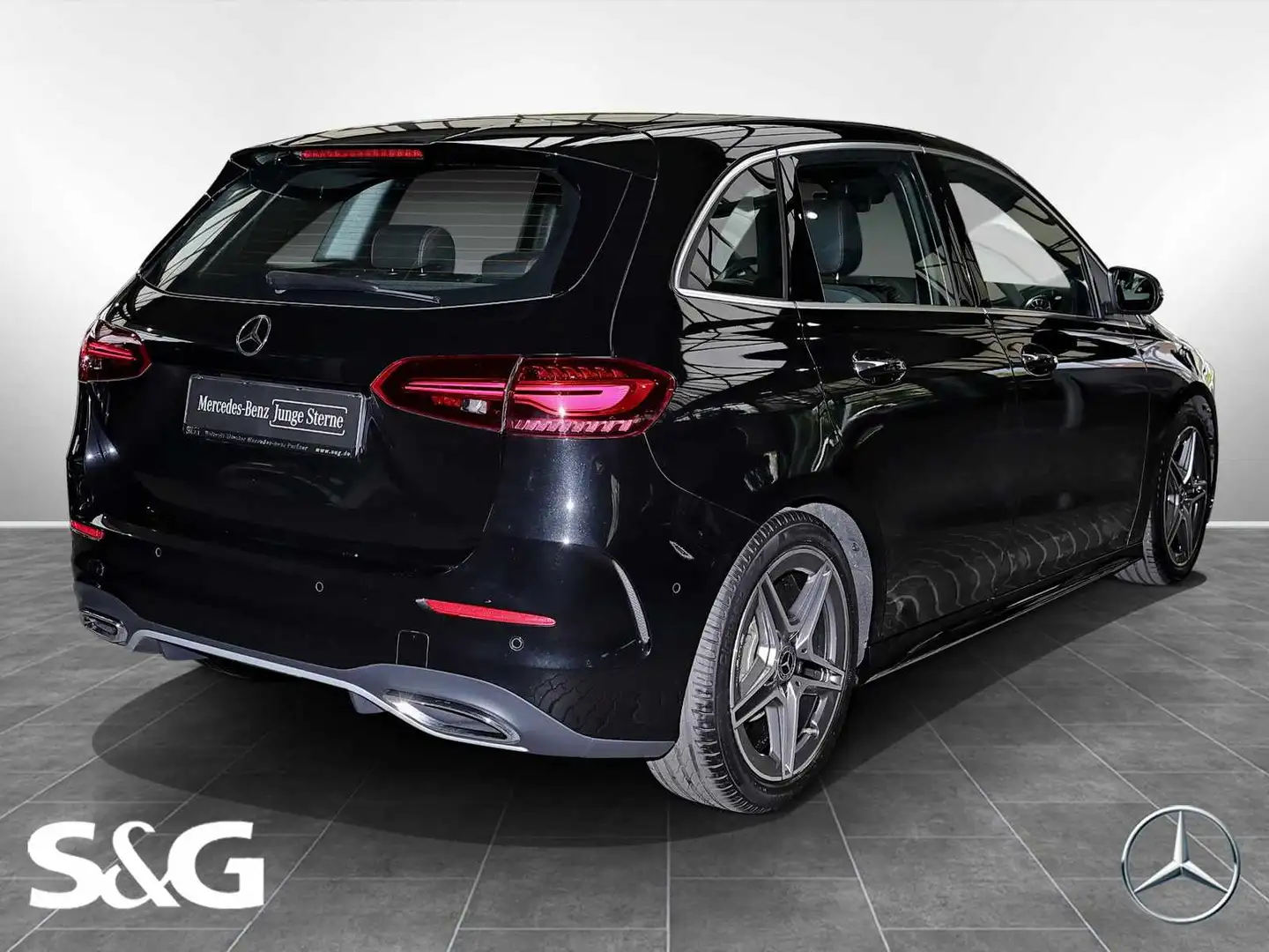 Mercedes-Benz B 180 d AMGAHK+DISTRONIC+BURMESTER+KEYLESS+360° Schwarz - 2