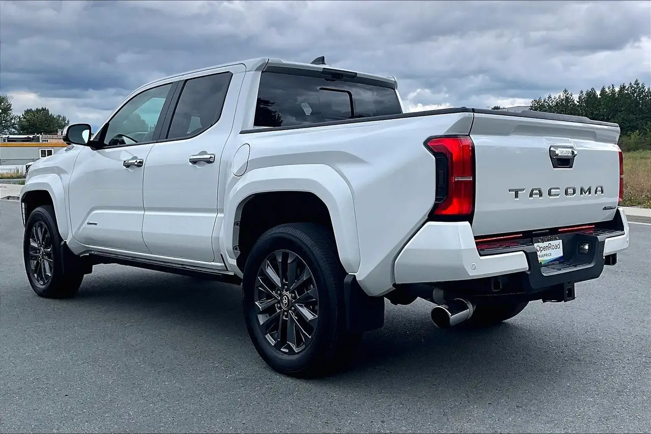 Toyota Tacoma photo Toyota Tacoma