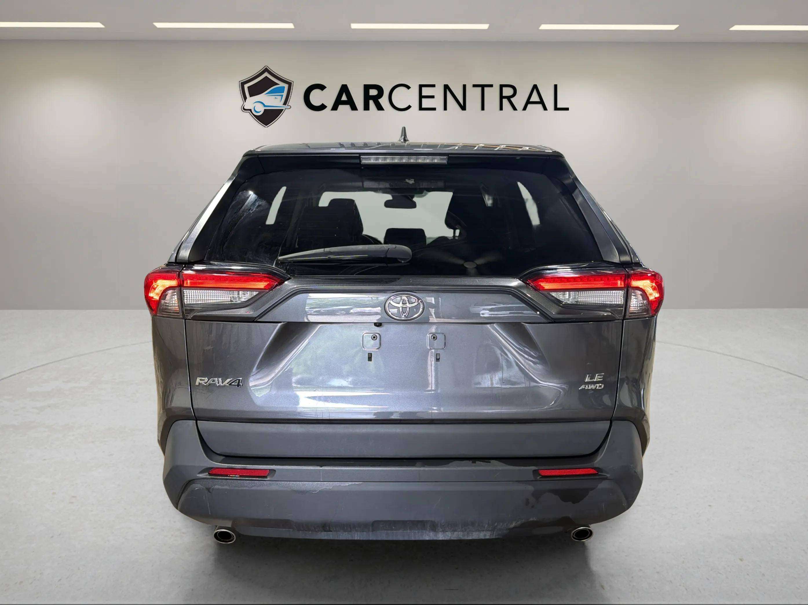 2022 Toyota RAV4 LE AWD | 1 OWNER | CARPLAY| HEATED SEATS | — снимка 1