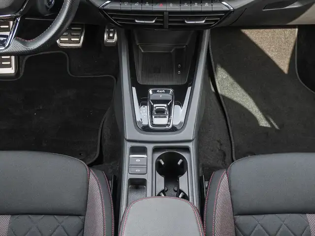 Skoda Octavia view 13