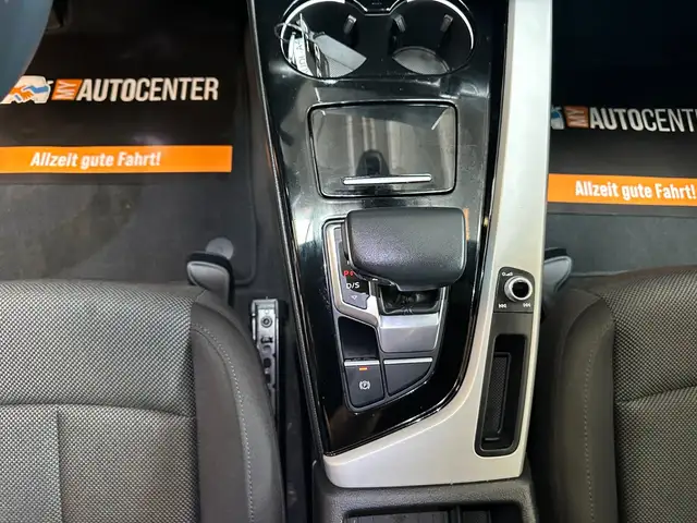Audi A4 Avant view 10